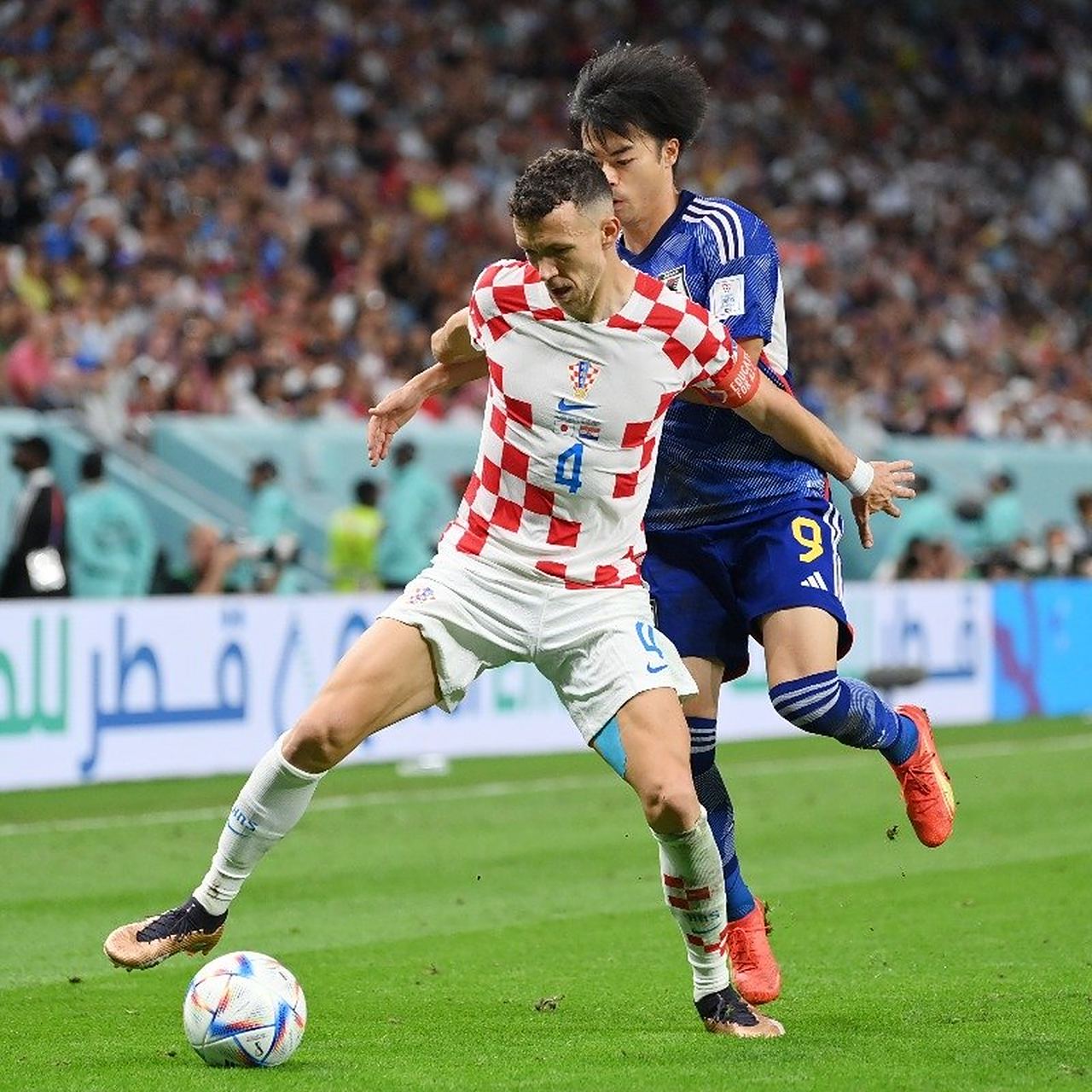 包含克罗地亚队晋级淘汰赛，取胜晋级下一轮的词条