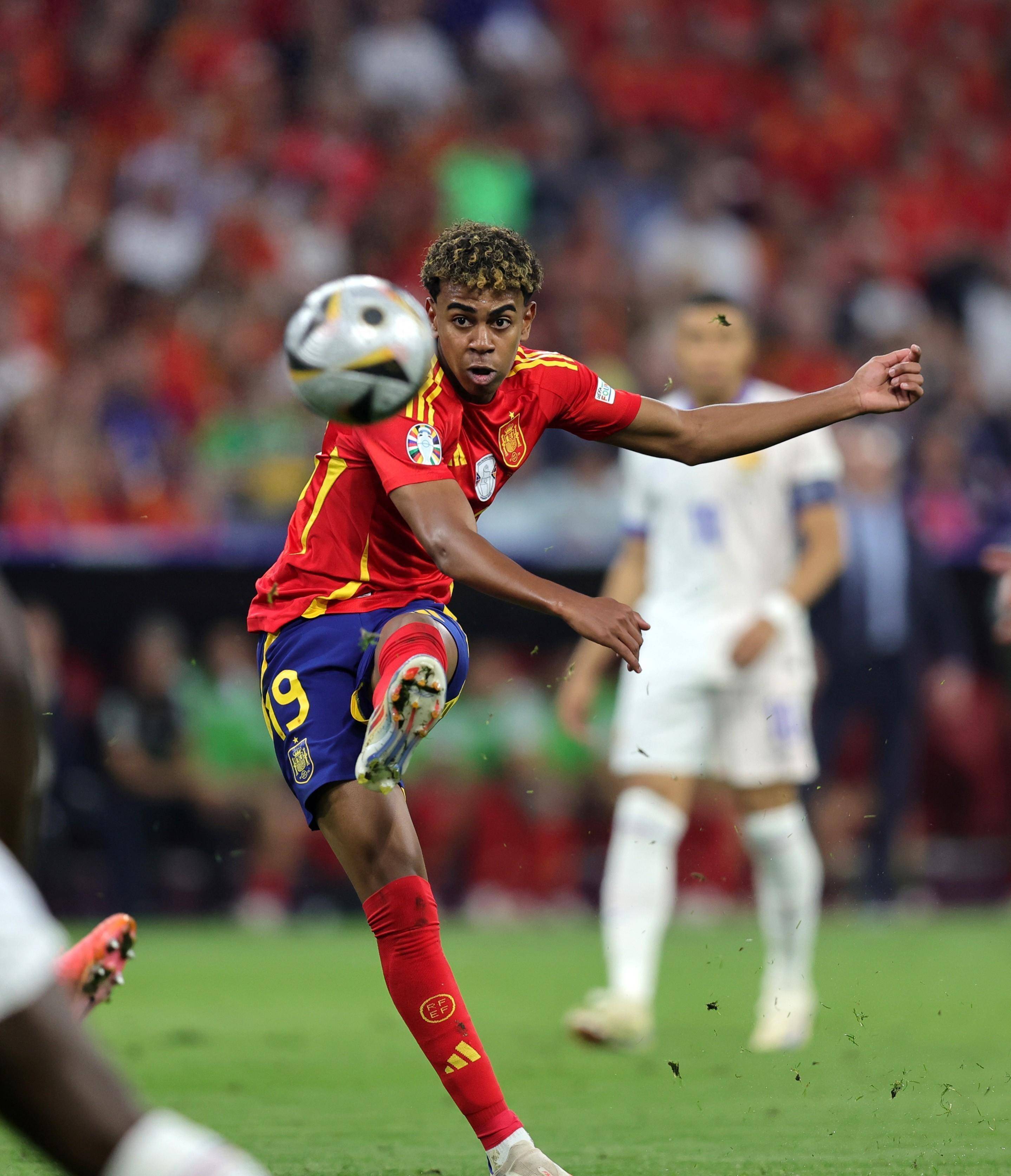 法国队在欧国联决赛前夕备战