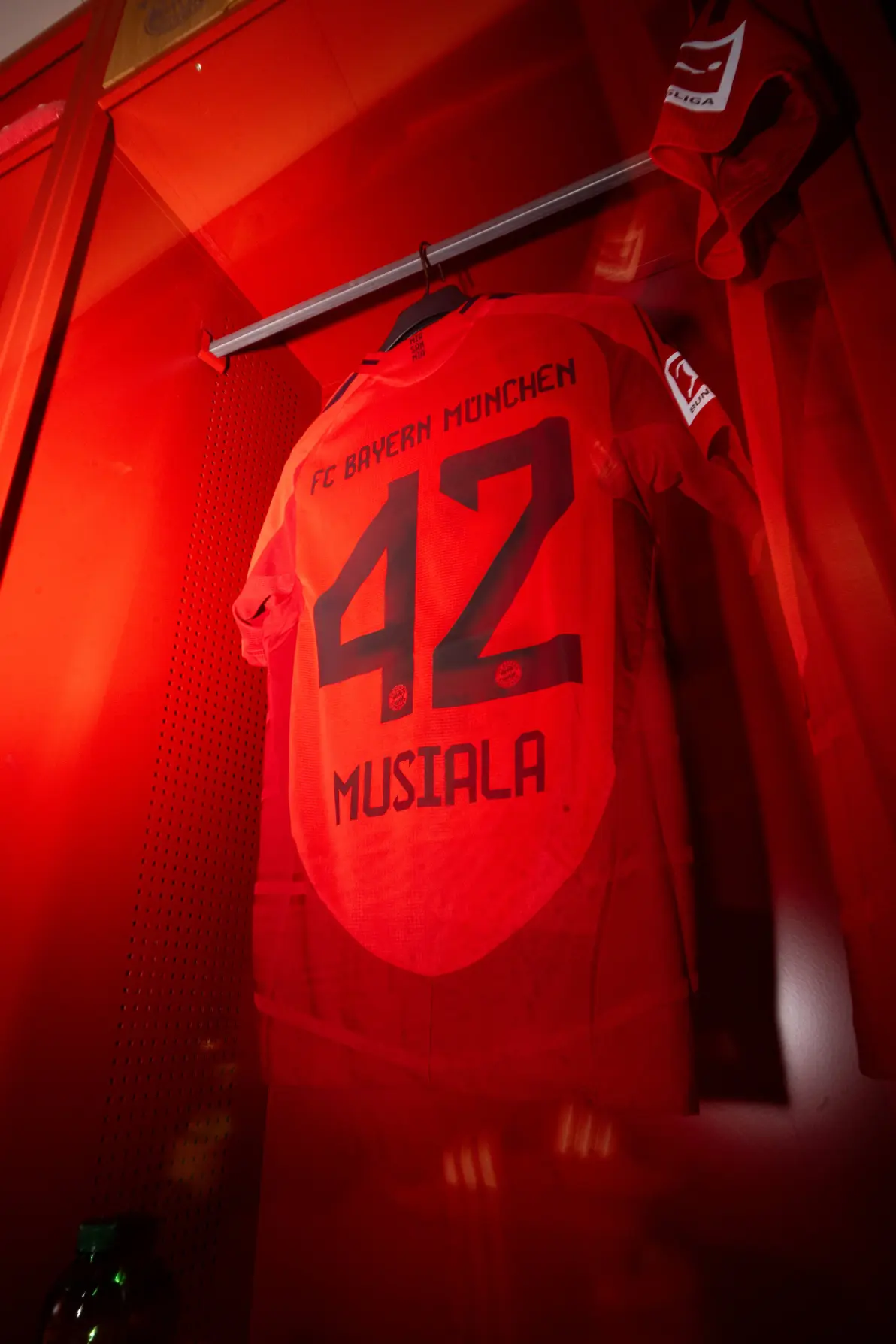 包含莱比锡客场逆境，德甲领头羊颓势已现的词条