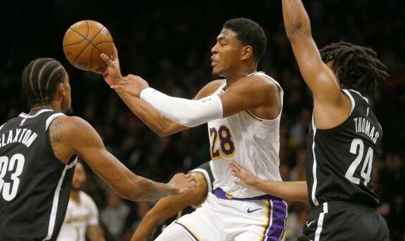 包含梅赛德斯碾压威廉姆斯，拉塞尔状态火热的词条