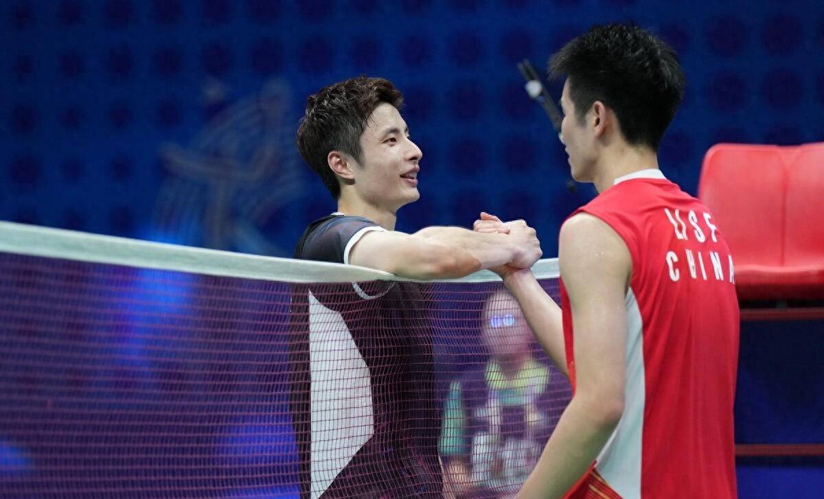 日本队轻取法国队，李梓嘉扛起全队