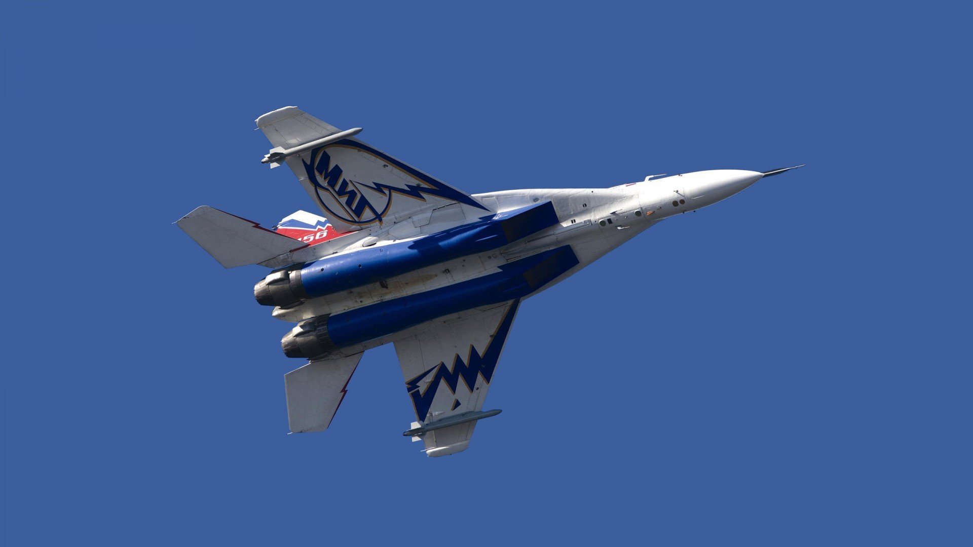 冰与血,当芬兰冰球防守哲学锁死马竞,戈麦斯在篮球西决战场完成史诗接管