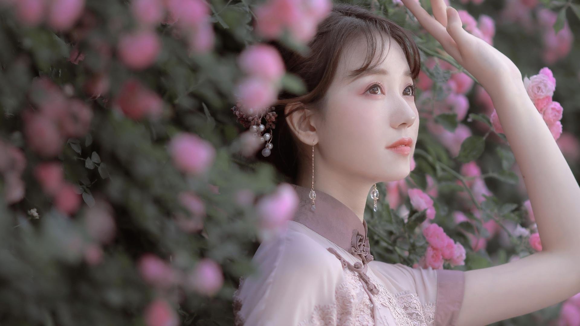 谱写绿茵乐章,若日尼奥爆发,哥斯达黎加化身节奏大师掌控厄瓜多尔